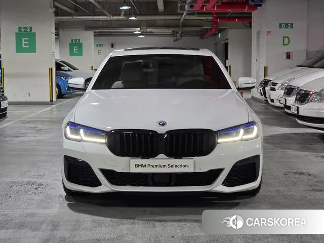 BMW 5 Series (G30) id 2900067 из Кореи 13