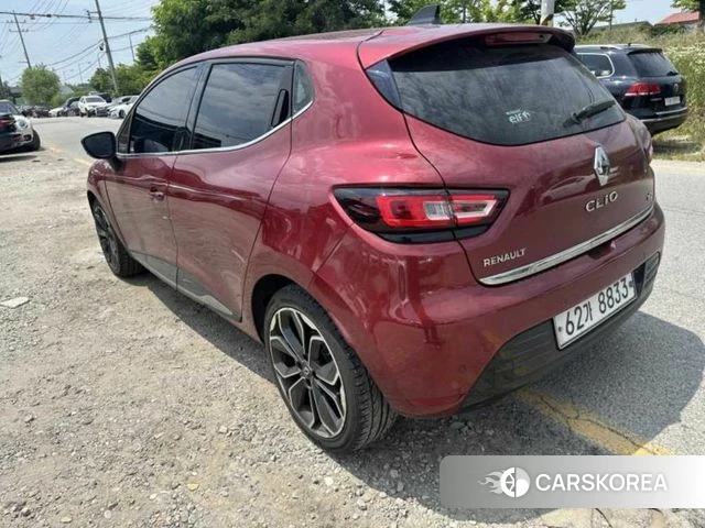 Renault Korea (Samsung) Clio 2018 Красный из Кореи, фото 3
