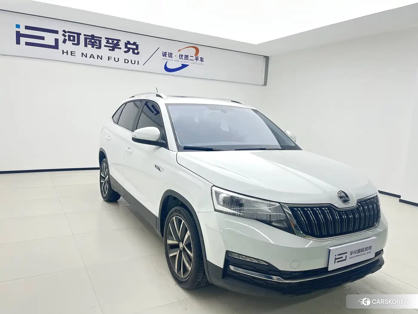 Skoda Komick 2024 Белый из Китая, фото 5