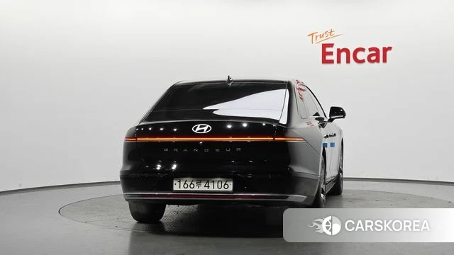 Hyundai Grandeur (GN7) id 3805448 из Кореи 13