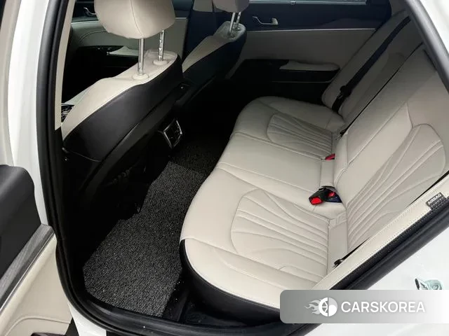 Kia The New K5 Hybrid 3rd generation 2024 Белый из Кореи, фото 3