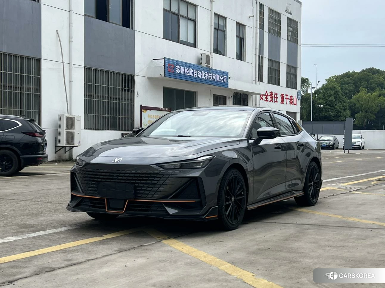 Chang'an UNI-V 2022 Темно-серый из Китая, фото 5