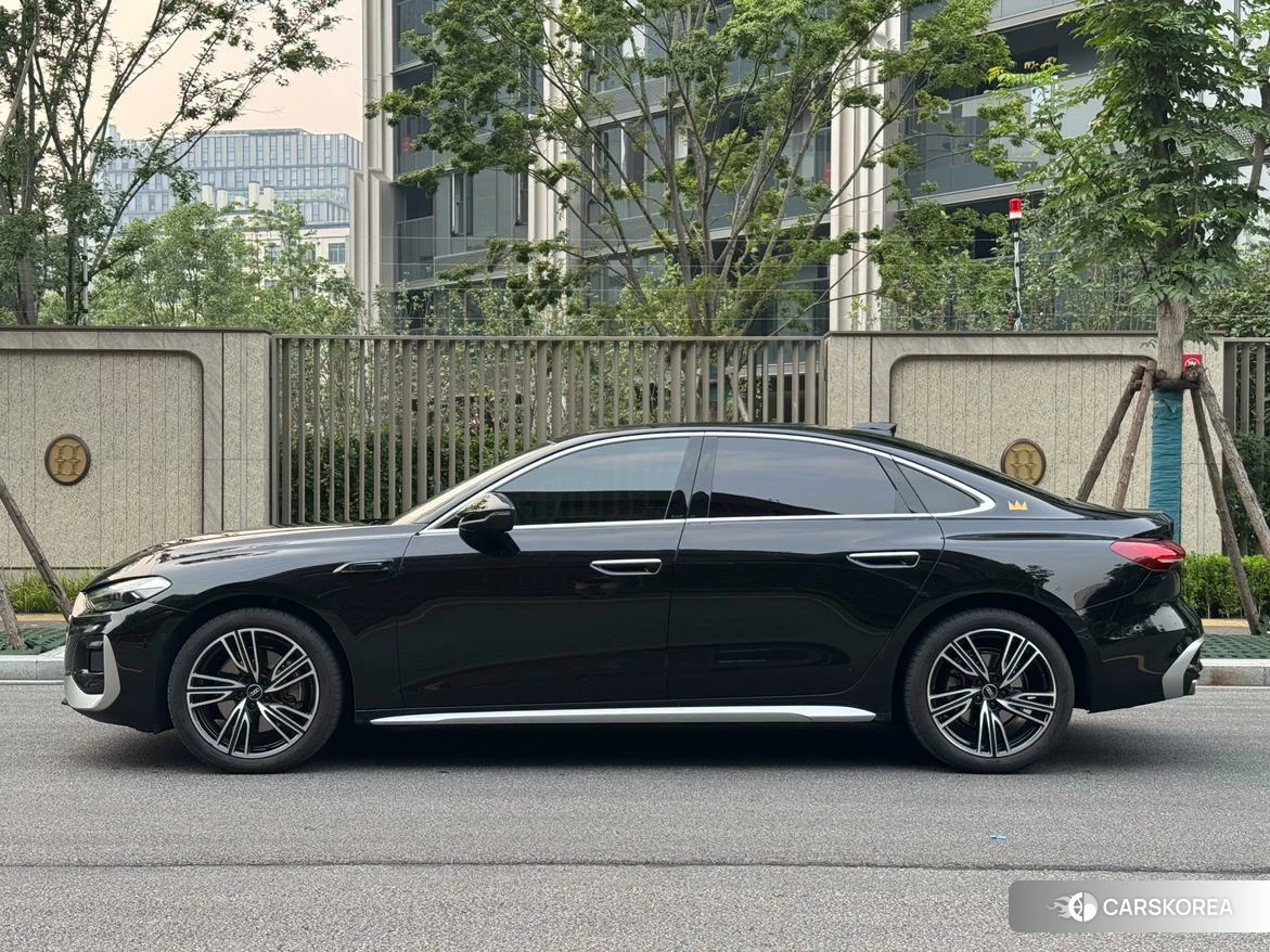 Audi A5L 2025 Черный из Китая, фото 3