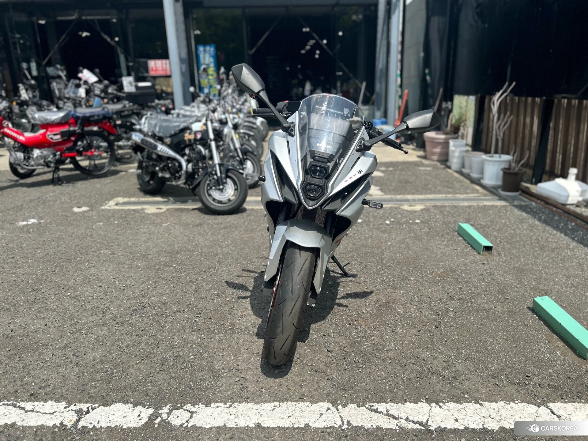 Проданный Suzuki GSX-8R id 3947955 из Японии