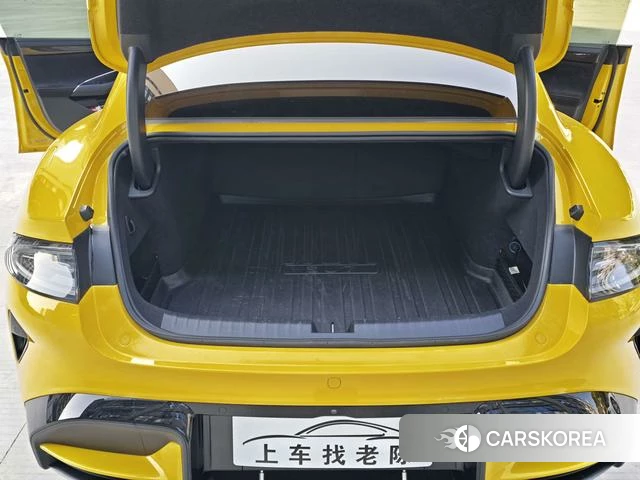 Xiaomi Car Xiaomi SU7 Ultra id 3993825 из Китая 20