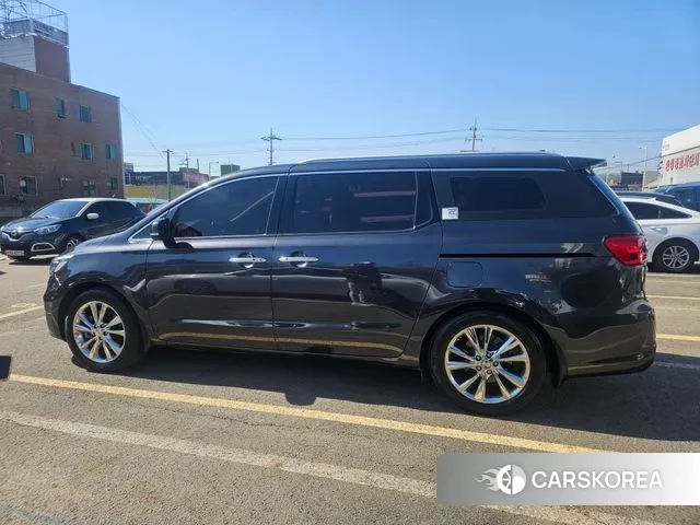 Kia The New Carnival id 3757079 из Кореи 13