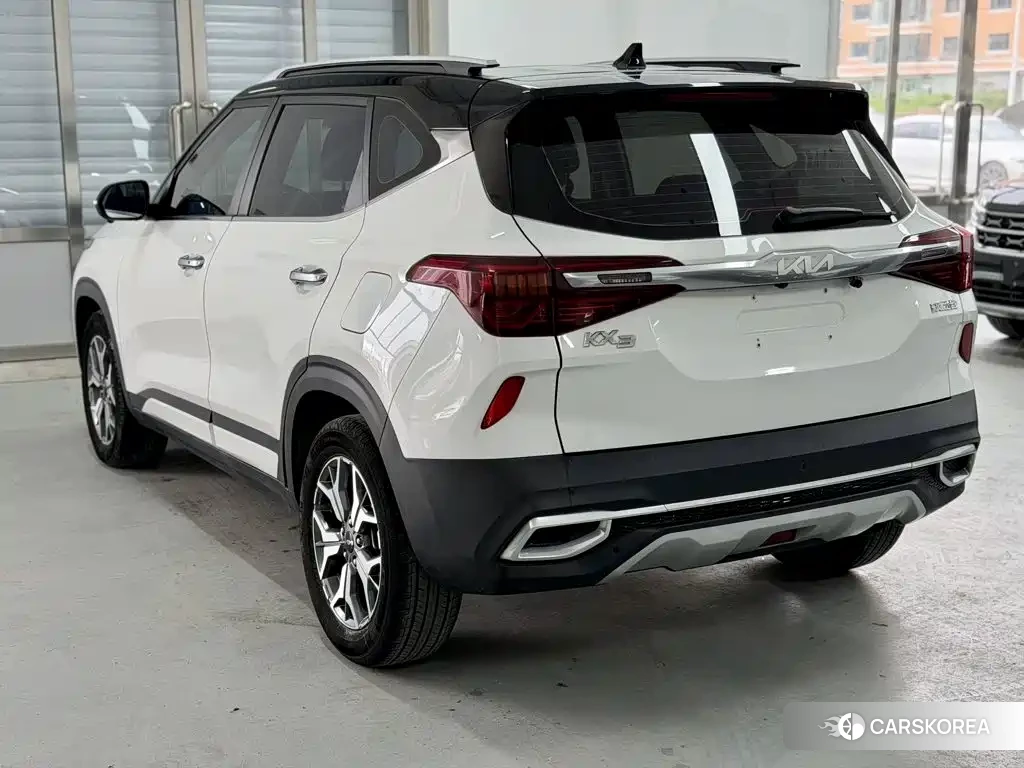 Kia KX3 id 4659844 из Китая 11