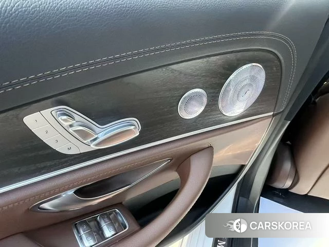 Mercedes-Benz E-class 2021 Белый из Китая, фото 3