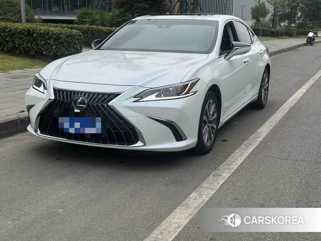 Lexus ES 2022 Белый из Китая, фото 4