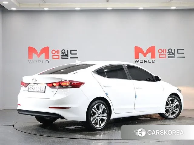 Hyundai Avante AD id 3171505 из Кореи 13