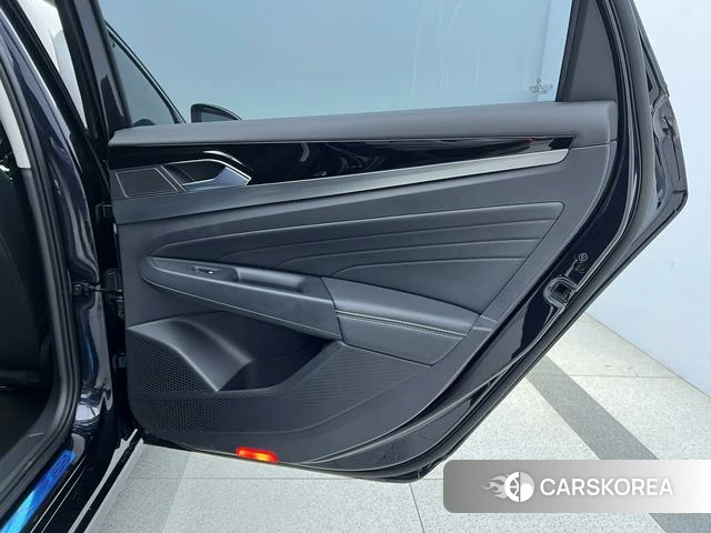 Volkswagen Passat id 4207409 из Китая 23