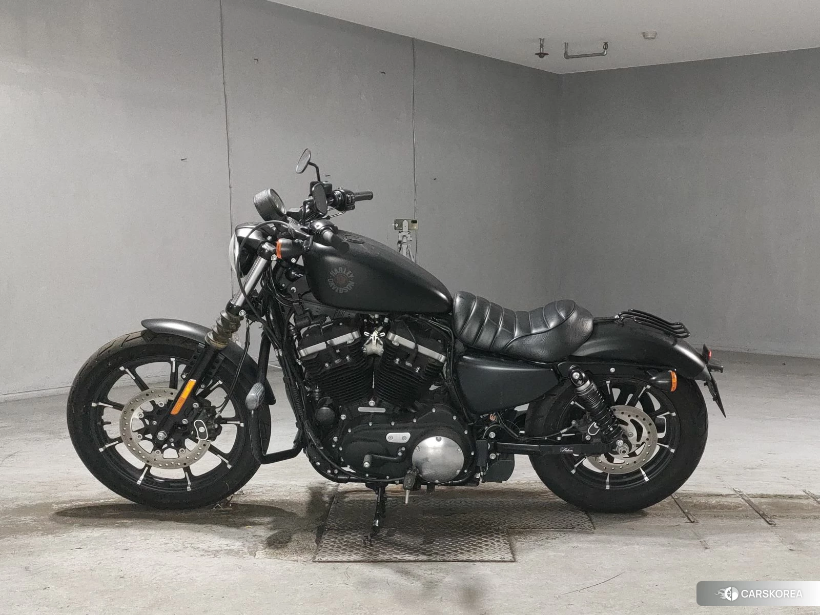 Проданный Harley-Davidson Sportster XL883N 2019 из Японии, фото 3