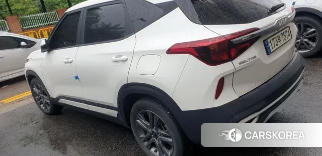 Kia Seltos 2021 Белый из Кореи, фото 3