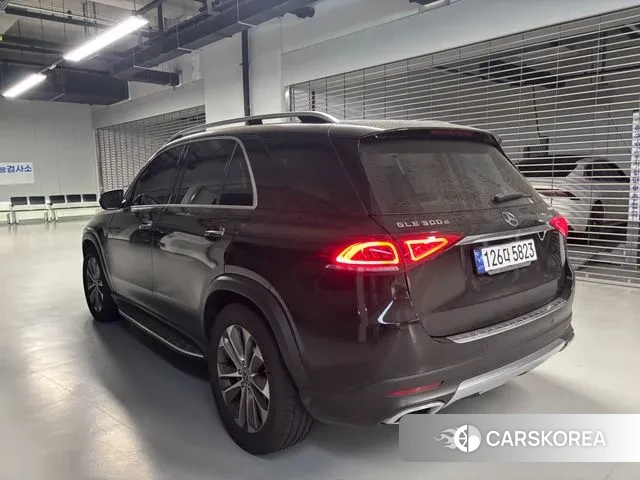 Mercedes-Benz GLE-Class W167 2022 Черный из Кореи, фото 5