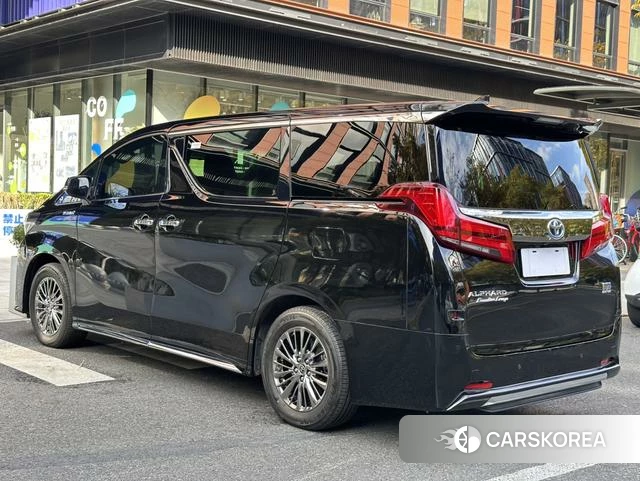 Toyota Elfa id 4272407 из Китая 7
