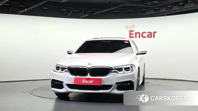 BMW 5 Series (G30) id 4924086 из Кореи 13