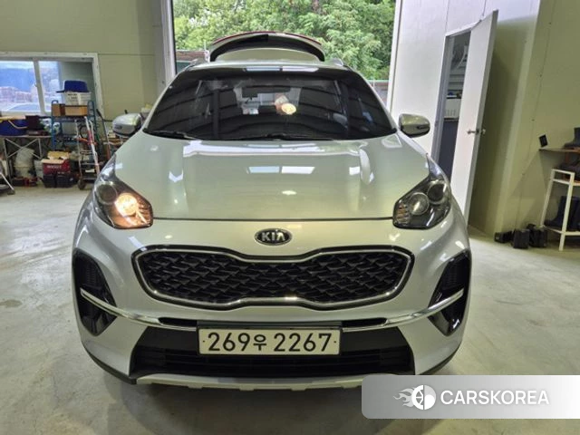 Kia Sportage The Bold 2021 Серебряный из Кореи, фото 3