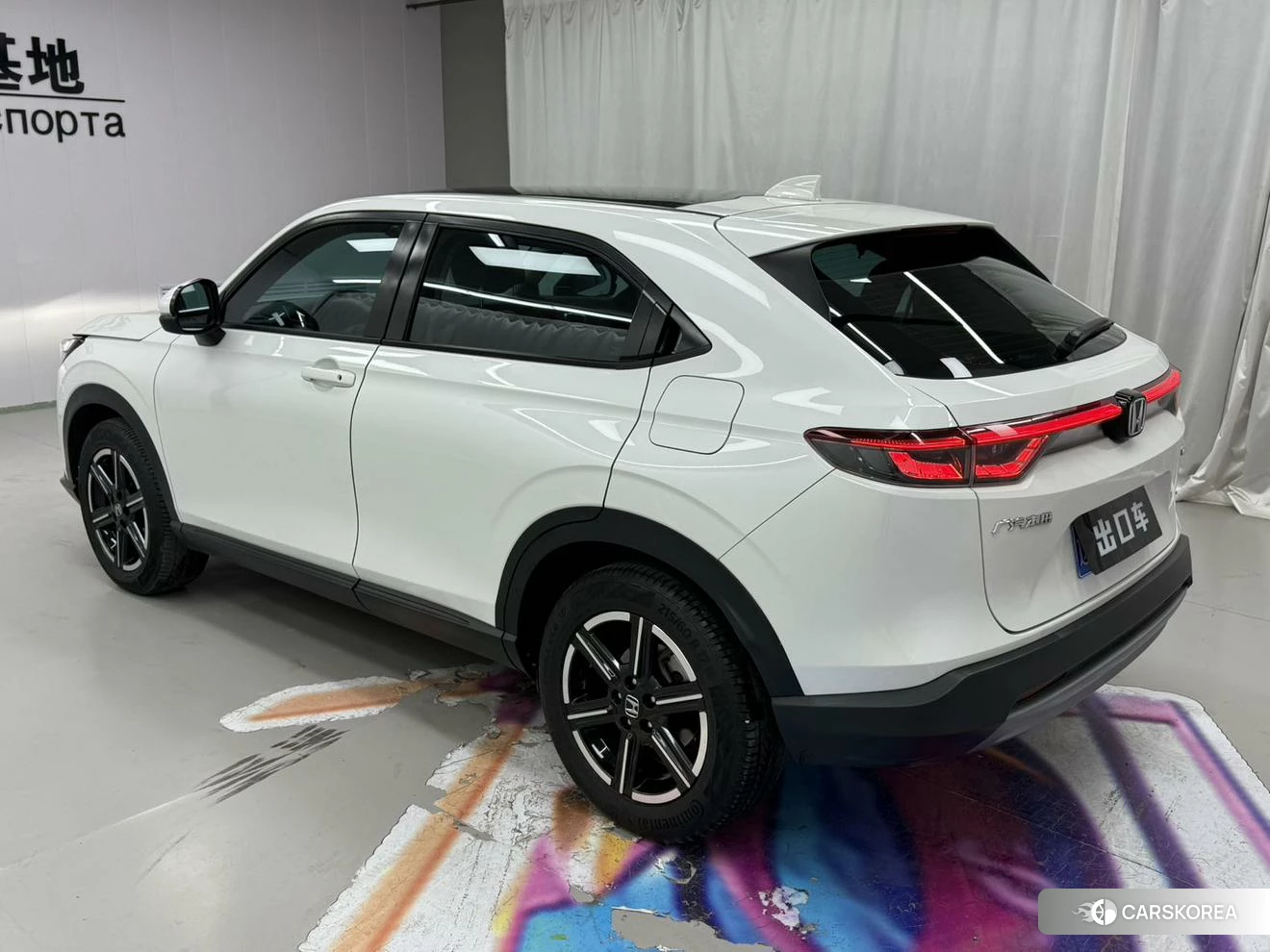 Honda Vezel 2023 Белый из Китая, фото 3