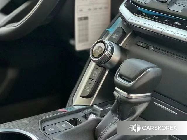 Toyota Land Cruiser (imported) 2024 Черный из Китая, фото 5