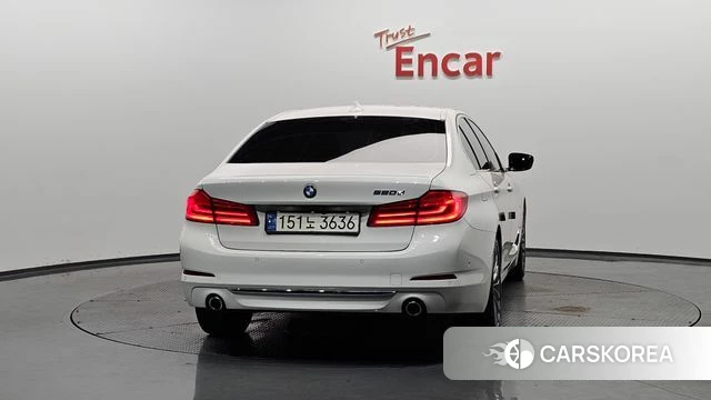 BMW 5 Series (G30) id 4311032 из Кореи 23