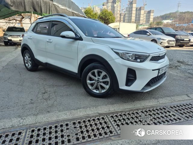 Kia Stonic id 3845741 из Кореи 13