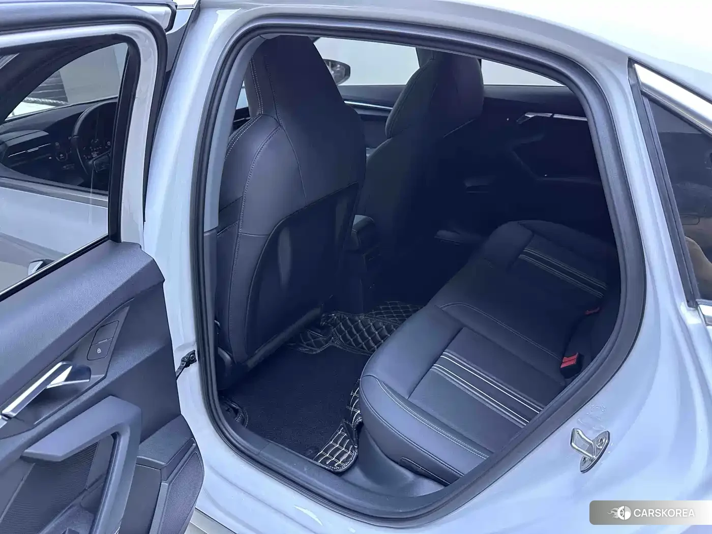 Audi A3 id 4654968 из Китая 14