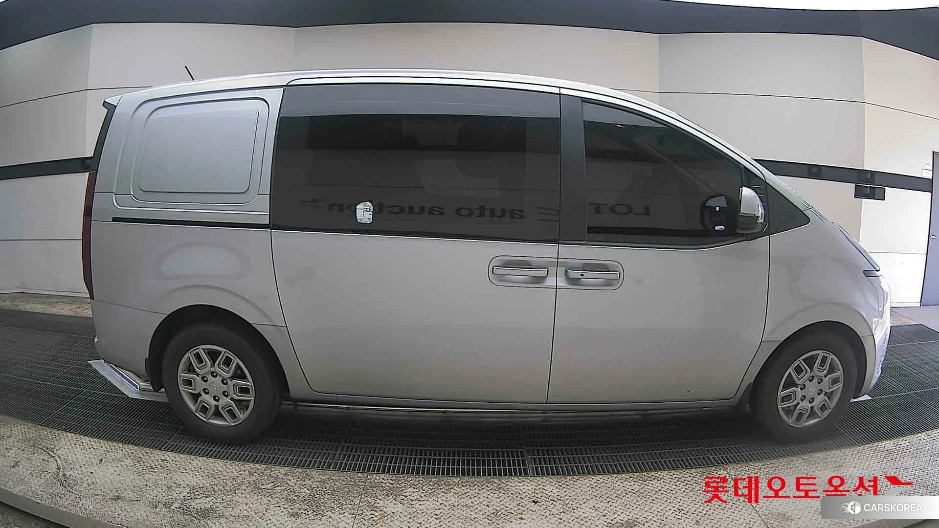 Hyundai Staria id 3882046 из Кореи 23