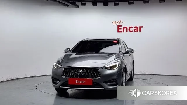 Infiniti Q30 id 3004594 из Кореи 13