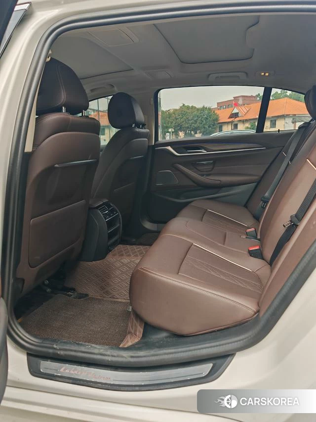 BMW 5 series id 4279214 из Китая 8