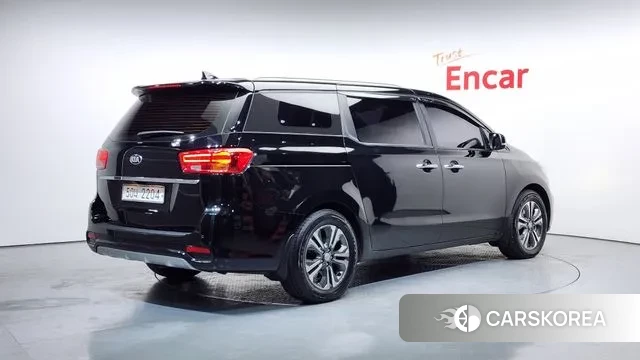 Kia The New Carnival id 3617350 из Кореи 13