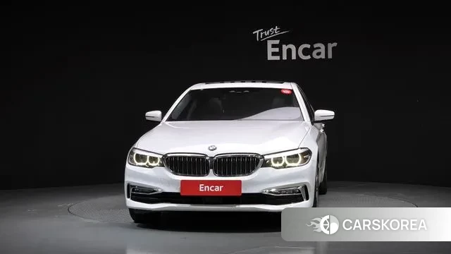 BMW 5 Series (G30) id 3568442 из Кореи 13