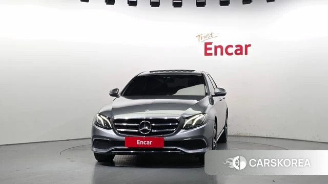 Mercedes-Benz E-Class W213 id 4708336 из Кореи 13