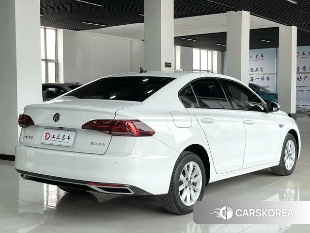Volkswagen Bora id 4359405 из Китая 12