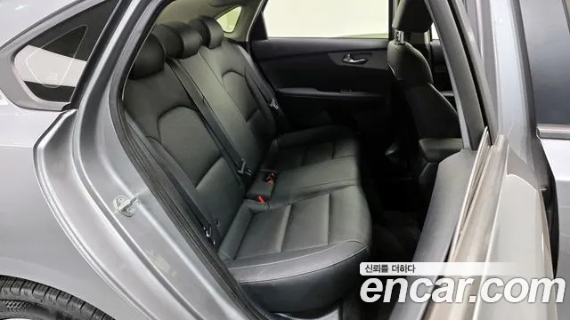 Kia Come New K3 id 2543277 из Кореи 13