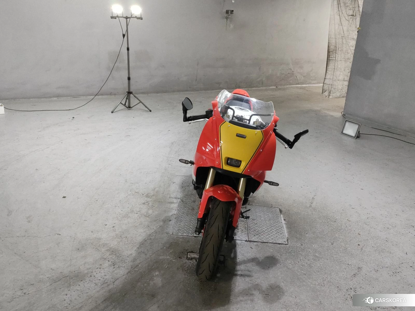 Yamaha XSR900GP 2025 из Японии, фото 4