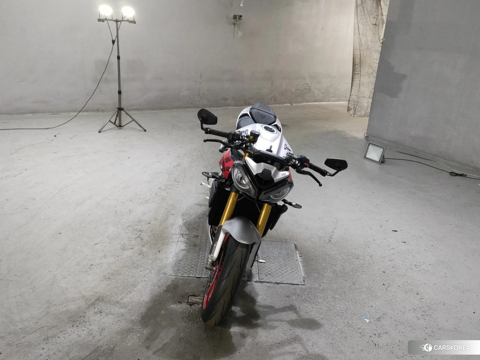 OTHER TRIUMPH STREET TRIPLE 765RX 2026 из Японии, фото 4