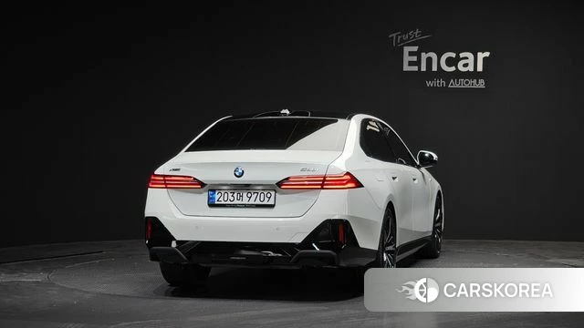 BMW 5 Series (G60) id 4623338 из Кореи 23