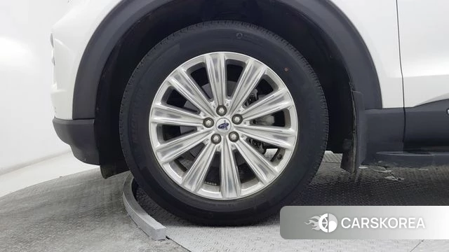 Ford Explorer 6th Generation id 4562308 из Кореи 13