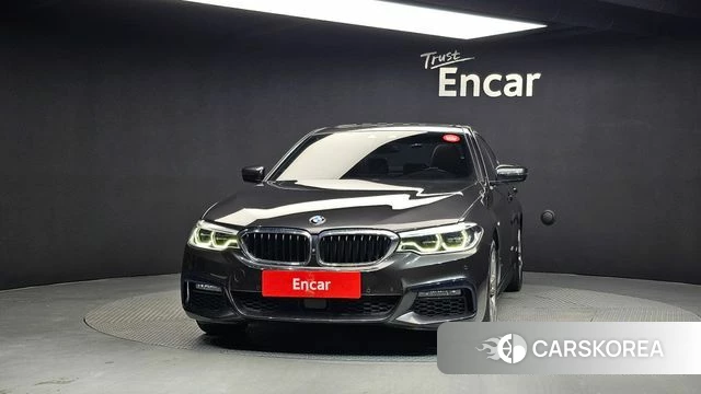 BMW 5 Series (G30) id 4356461 из Кореи 23