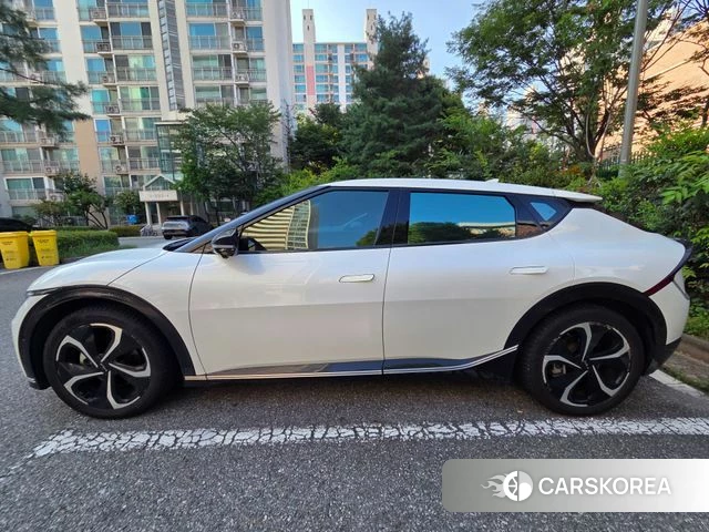 Kia EV6 2023 Белый из Кореи, фото 6