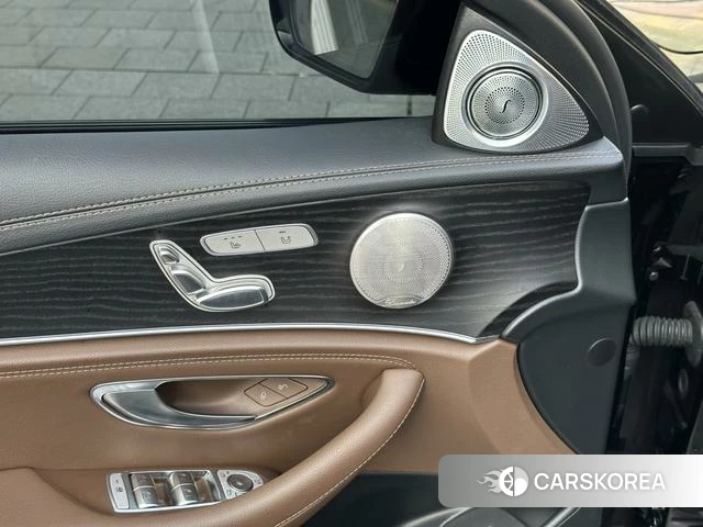 Mercedes-Benz E-class id 4298448 из Китая 18