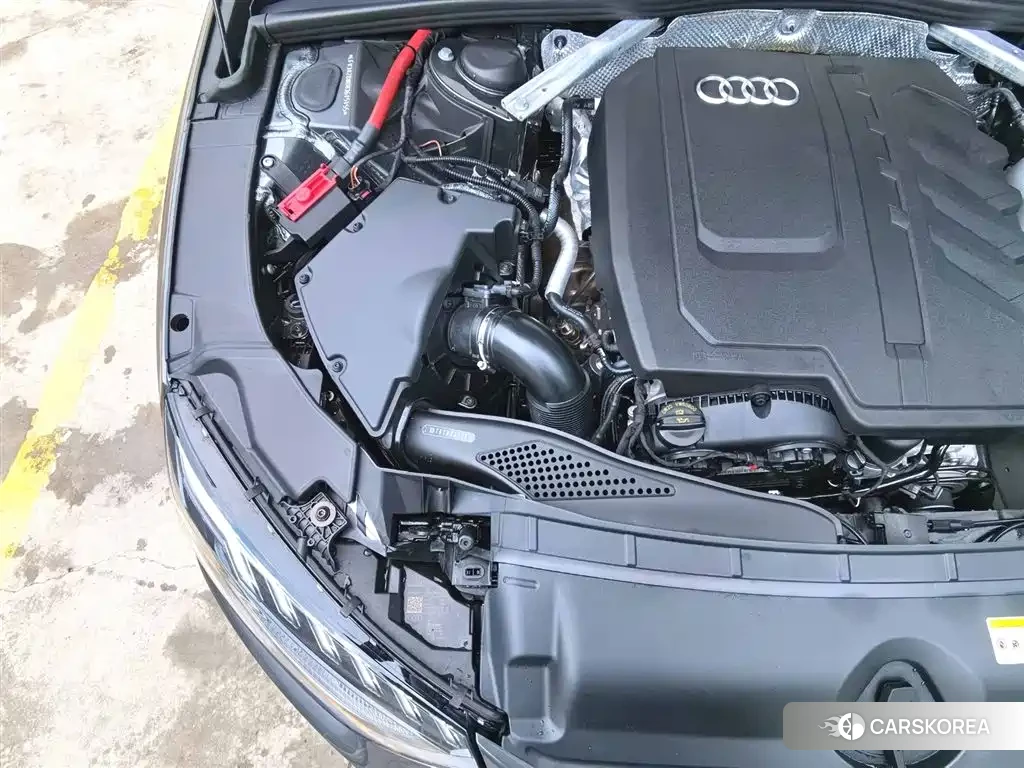 Audi A4L id 4599614 из Китая 23