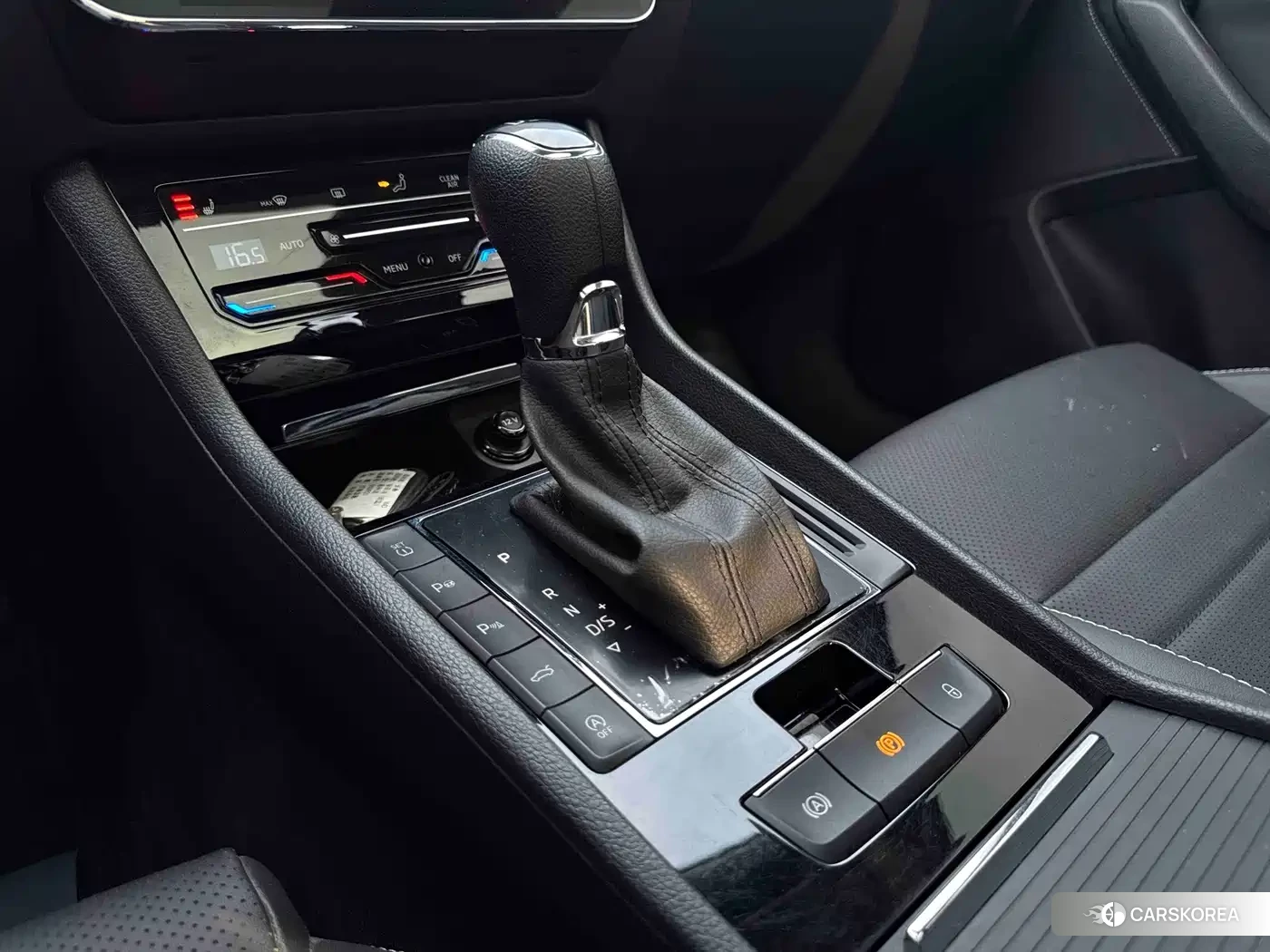 Skoda Superb id 4685876 из Китая 16