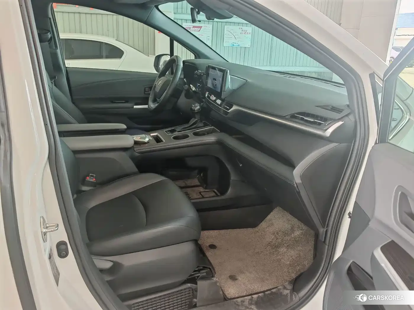 Toyota Granvia id 4659922 из Китая 11