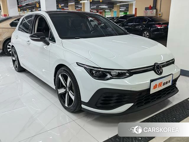 Volkswagen Golf 2021 Белый из Китая, фото 3