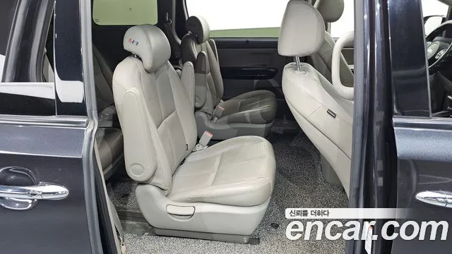 Kia The New Carnival id 2763012 из Кореи 13