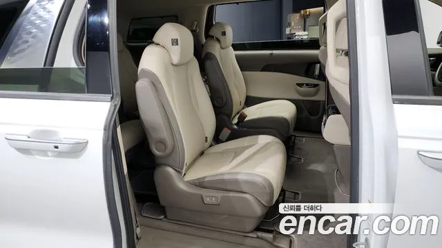 Kia Carnival 4th generation id 2676315 из Кореи 13