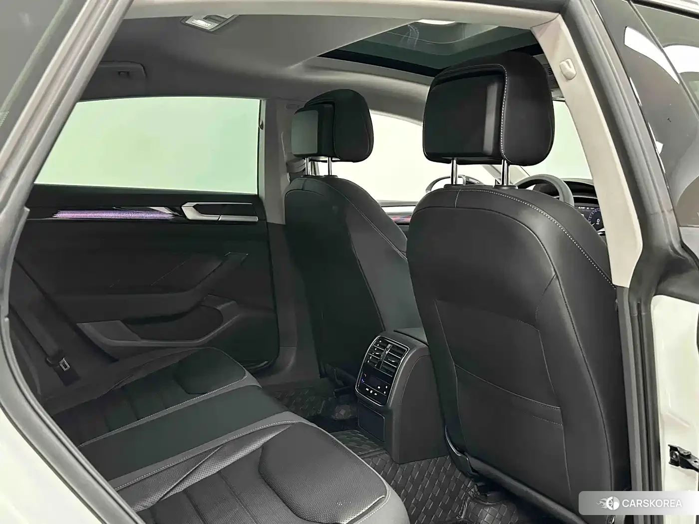 Volkswagen FAW-Volkswagen CC id 4539074 из Китая 9