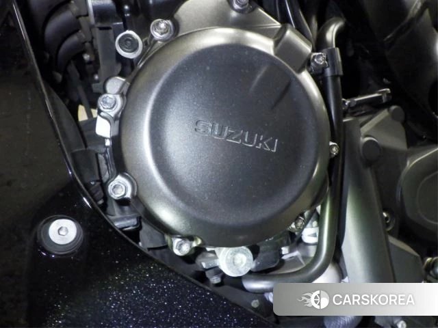 Engine photo