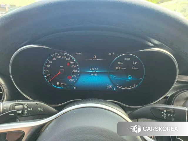 Mercedes-Benz GLC 2021 Белый из Китая, фото 3